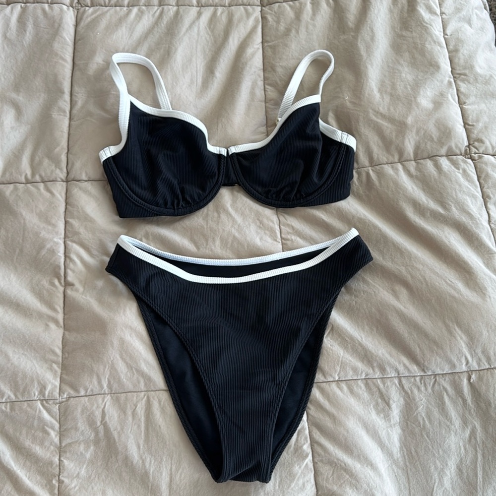 Curve Love Bikini Set